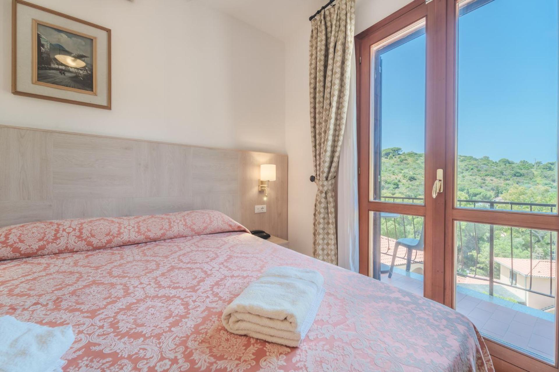 Hotel Lo Scirocco Fetovaia Exteriér fotografie