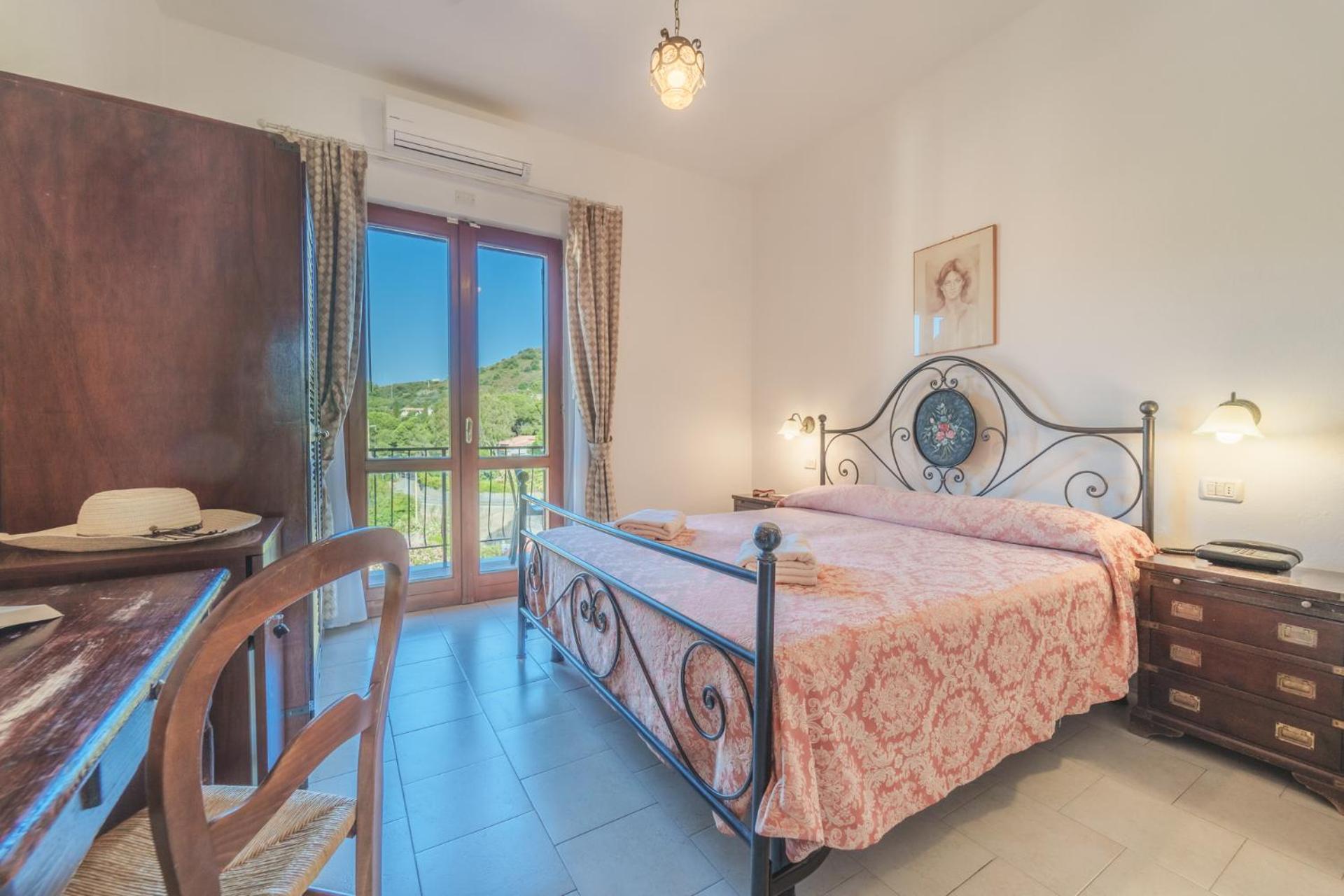 Hotel Lo Scirocco Fetovaia Exteriér fotografie